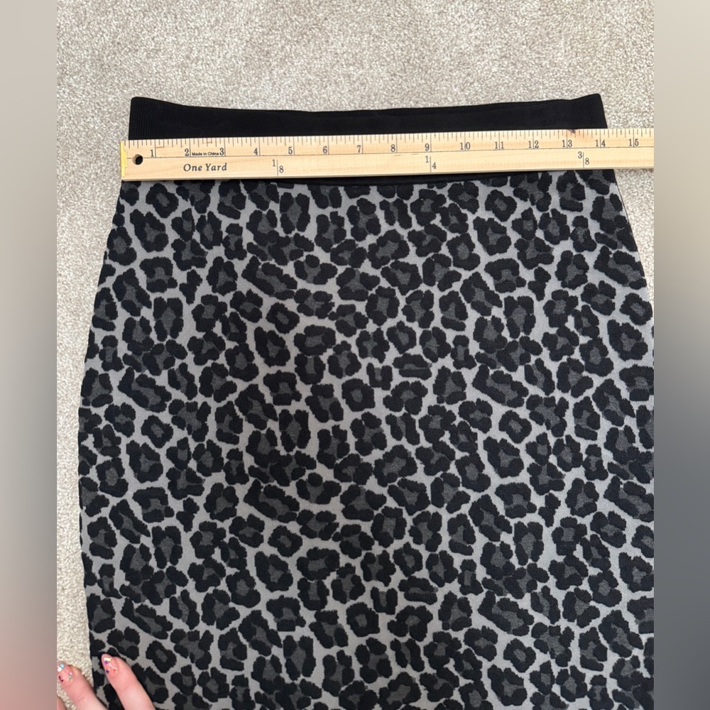 Michael Kors Collection - Leopard Print Black & Gray MIDI Skirt - size Med - NWT - Picture 6 of 12